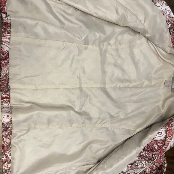 Chico’s Lightweight Quilted Semi Puffy Jacket - Picture 6 of 9